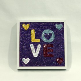 Moldura Roxa "LOVE" e Corações
