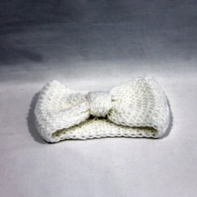 Acessório para Cabelo na Cor Branca