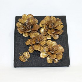 Tela com Flores em Dourado